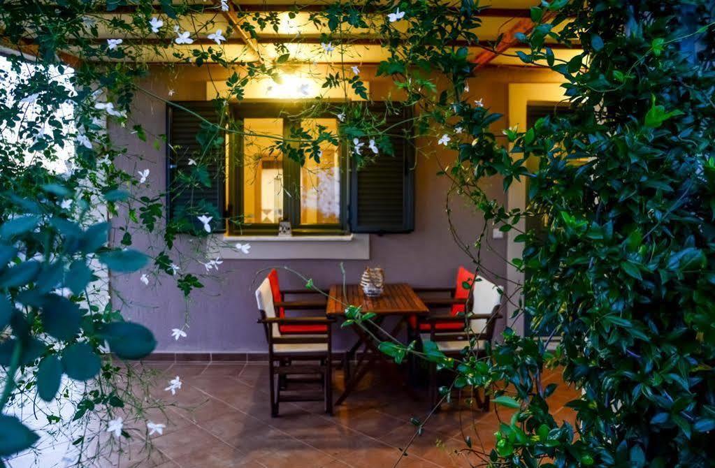 Korallis Villas Livathos  Dış mekan fotoğraf